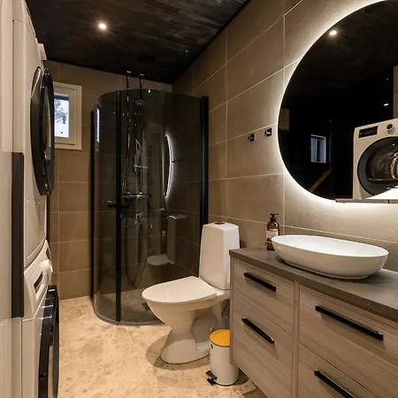 Vuollo * Äkäslompolo